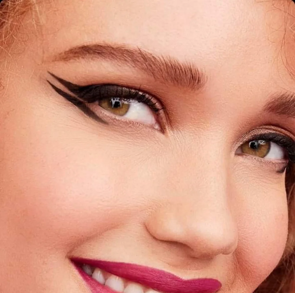 Mary Kay waterproof eyeliner black.